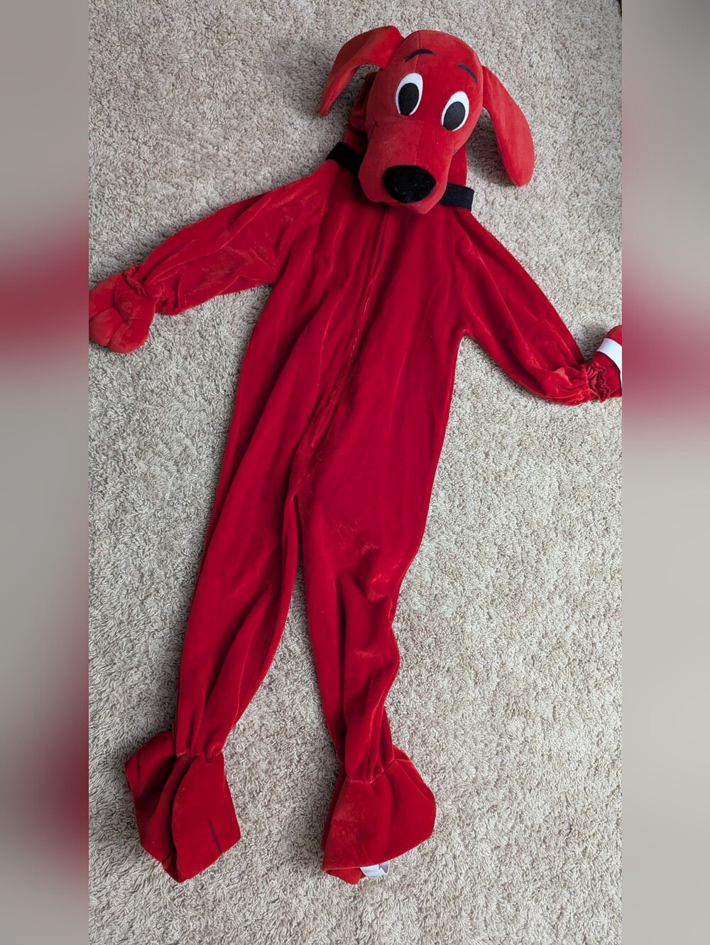 Vintage Y2K (2001) Clifford the Big Red Dog plush costume By Rubie's Costume Co.